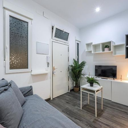 Discover Madrid From Our Cozy Studio Luaran gambar