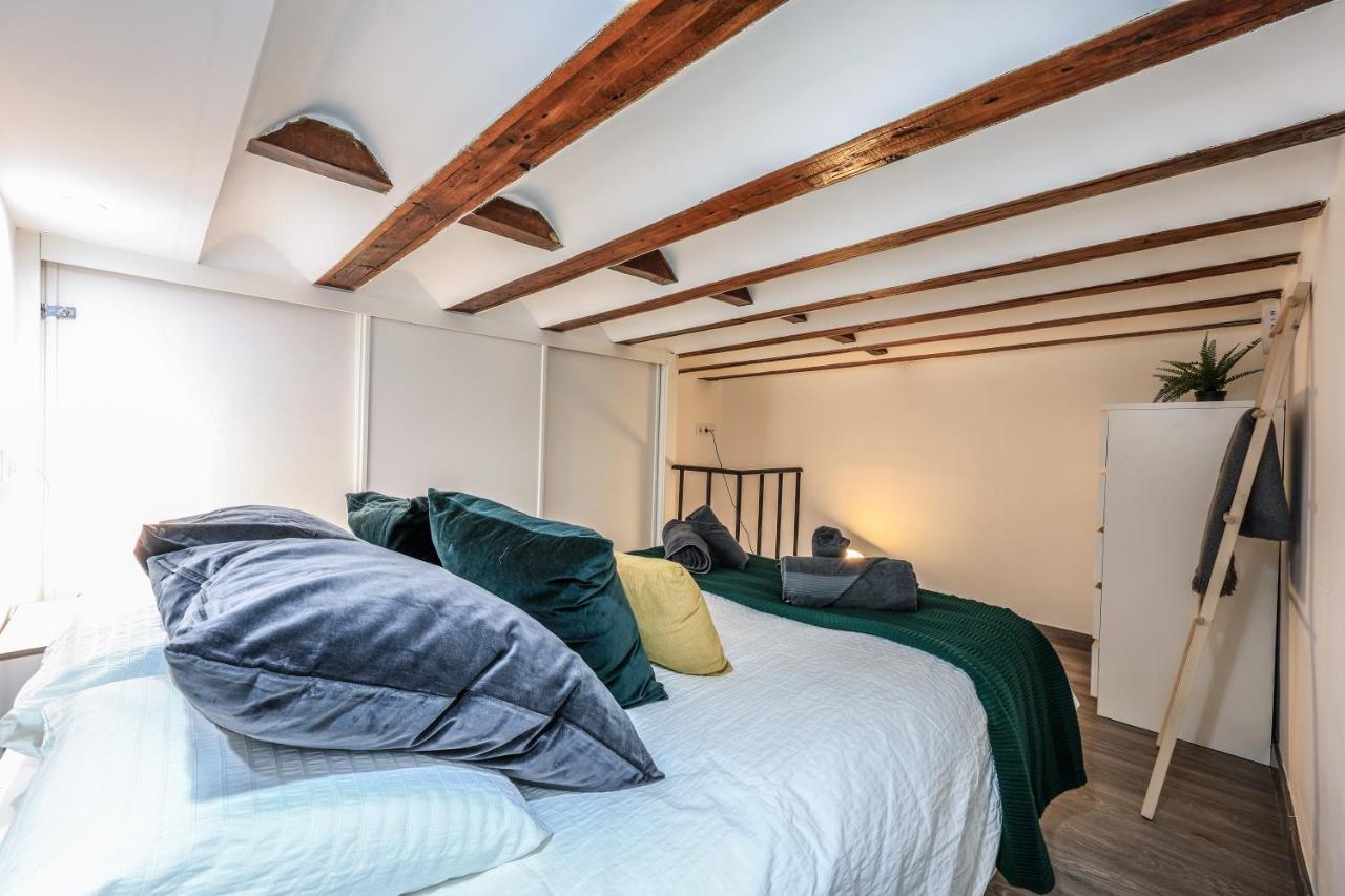 Discover Madrid From Our Cozy Studio Luaran gambar