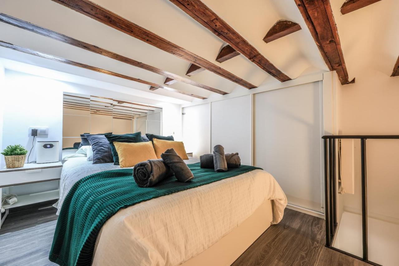 Discover Madrid From Our Cozy Studio Luaran gambar
