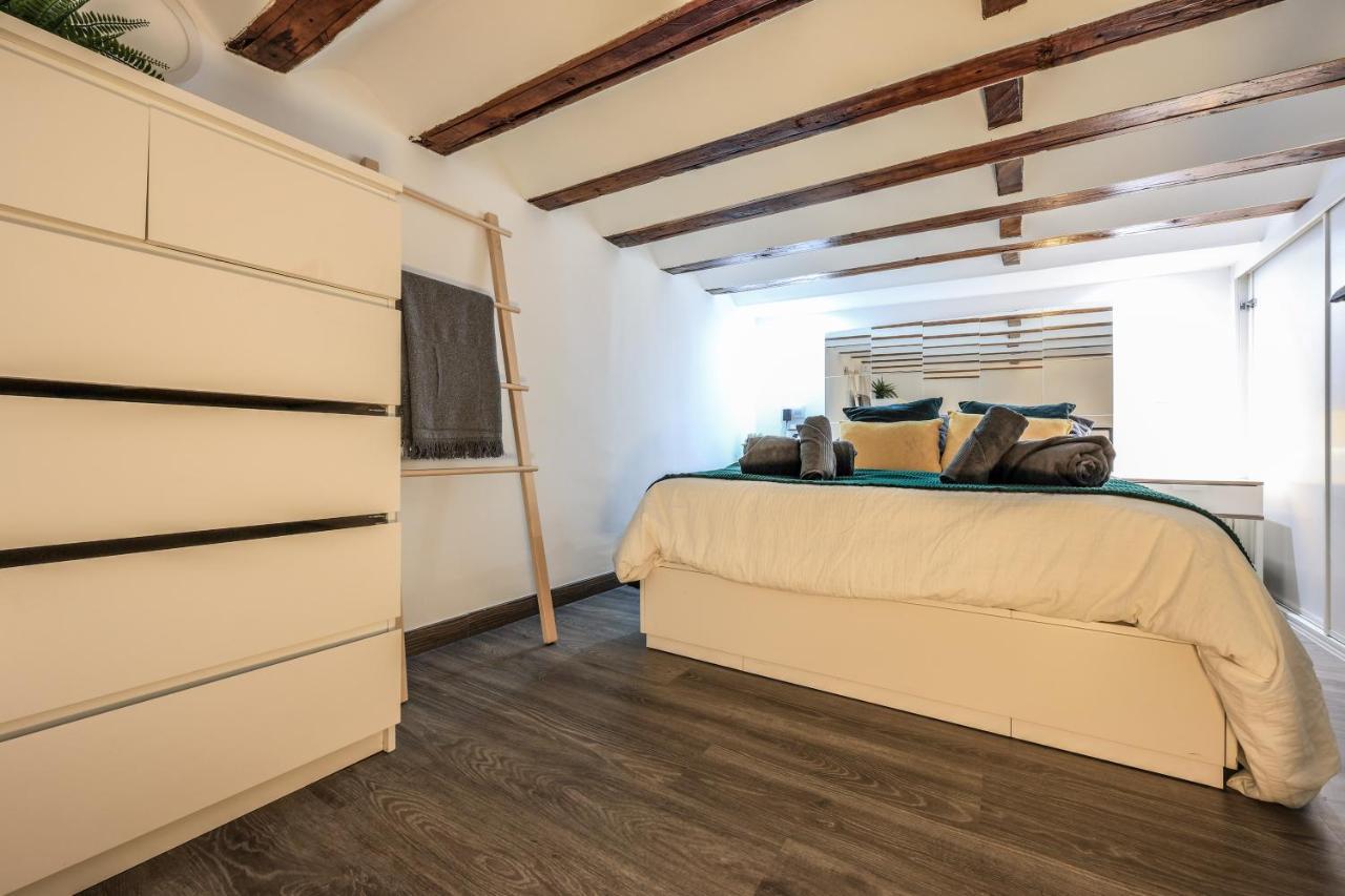 Discover Madrid From Our Cozy Studio Luaran gambar